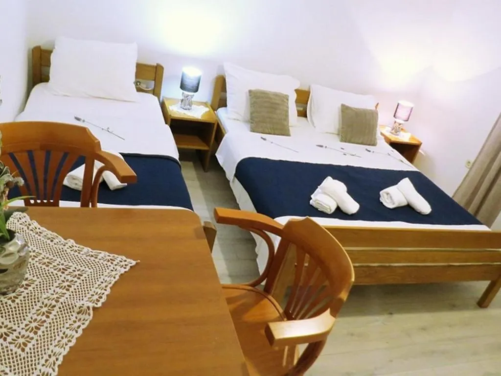 Apartments With A Parking Space Pakostane, Biograd - 22375