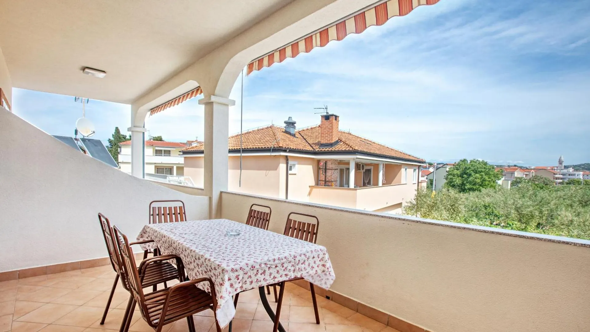 Apartments With A Parking Space Pakostane, Biograd - 22375 Croácia